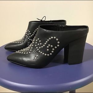 EXPRESS MULES WITH STUDS